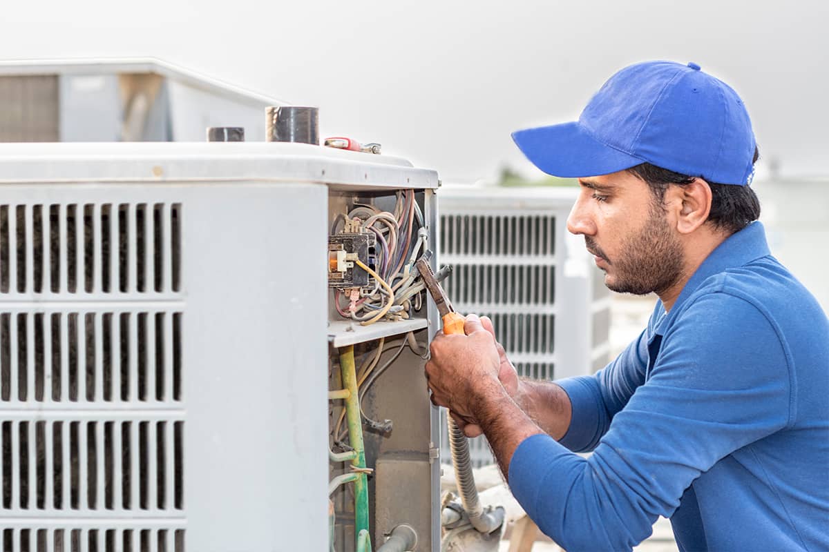 https://hvac-sdpro.com/wp-content/uploads/2022/01/1-AC_a.jpg